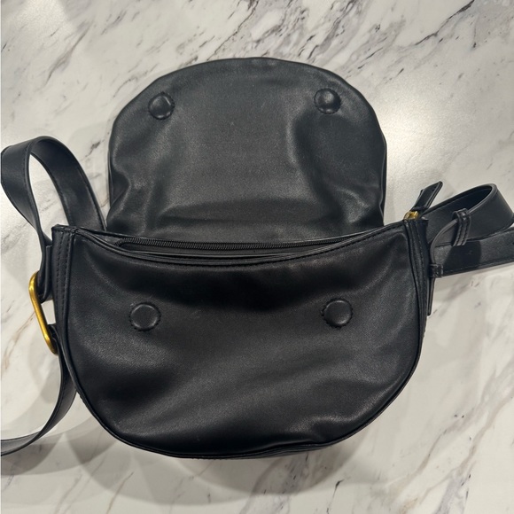 Flour Half Moon Crossbody Women's Street Level Black - Picture 7 of 15